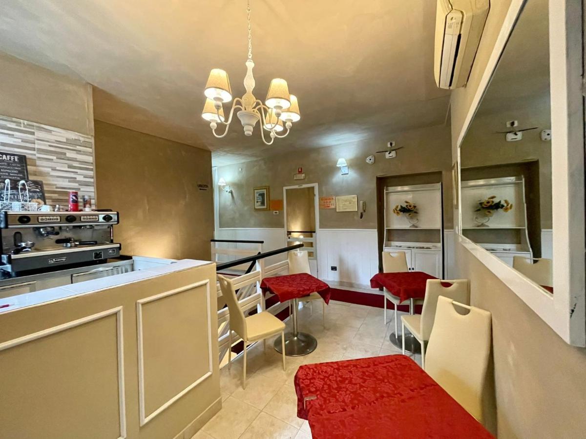 Hotel Aurelia Milano Centrale Luaran gambar