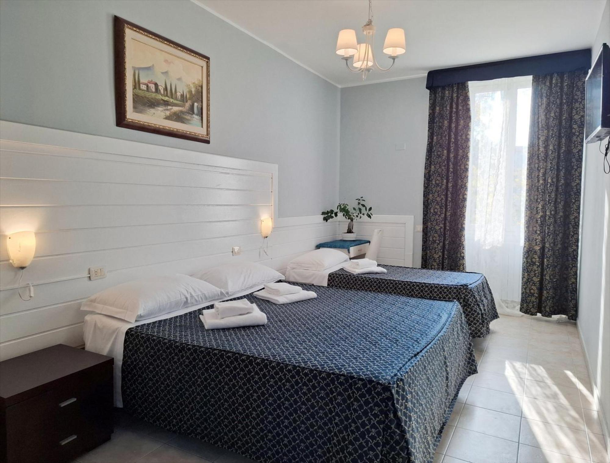 Hotel Aurelia Milano Centrale Luaran gambar