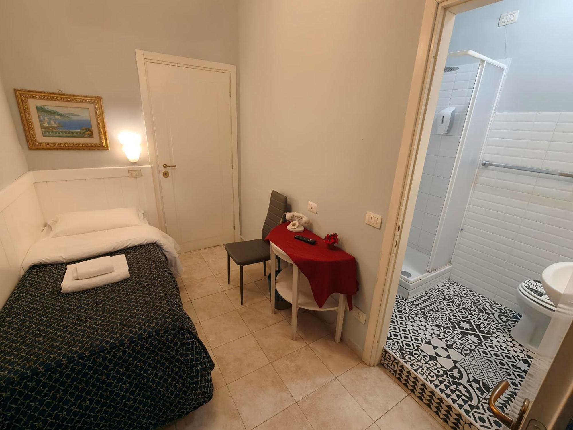 Hotel Aurelia Milano Centrale Luaran gambar