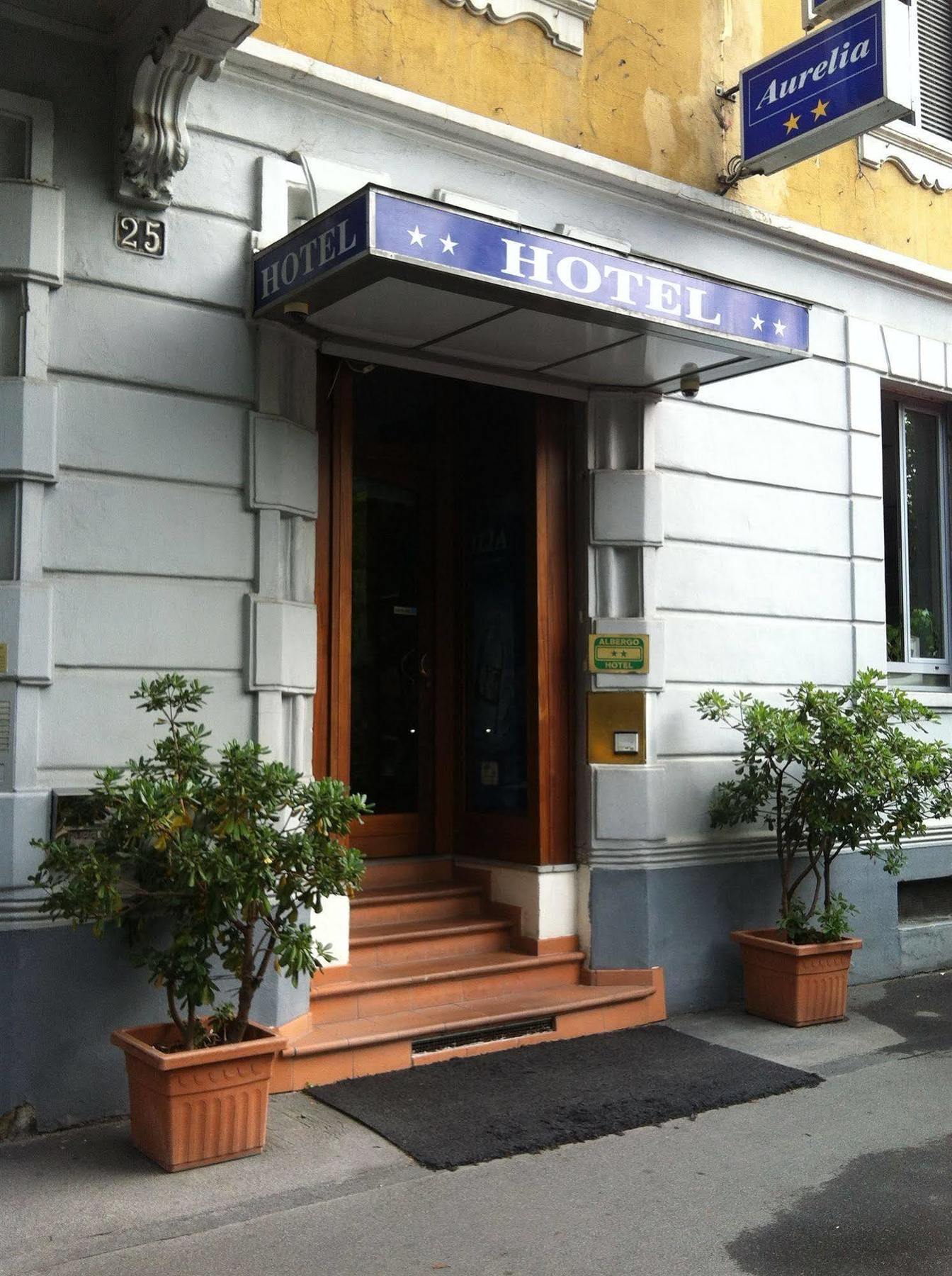 Hotel Aurelia Milano Centrale Luaran gambar